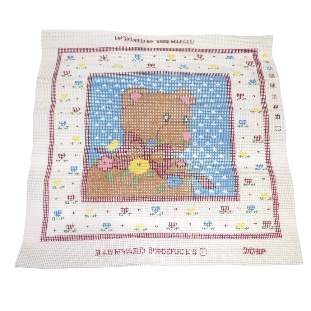 Wee Needle Barnyard Buddies Teddy Bear Needlepoint Canvas Hearts Flowers 204P